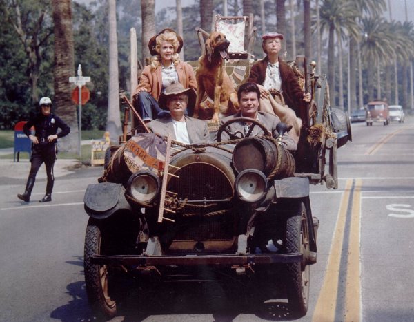 "The Beverly Hillbillies" ran on TV from 1962 to 1971.
