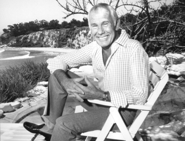Johnny Carson in his backyard overlooking the Pacific Ocean in 1986