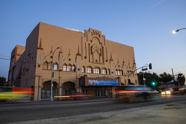 Sometimes referred to as the "West Coast Apollo", the Lincoln Theater, at 2300 South Central Ave., is now a church, called, “Iglesia de Jesucristo Juda.”