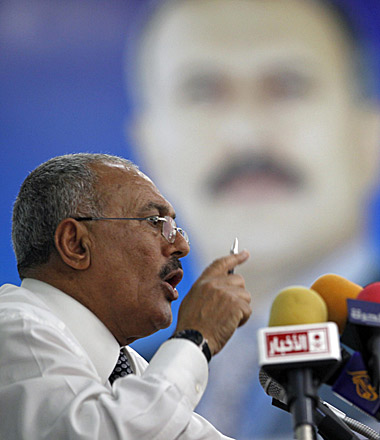 President Ali Abdullah Saleh addresses a gathering at Sana University.