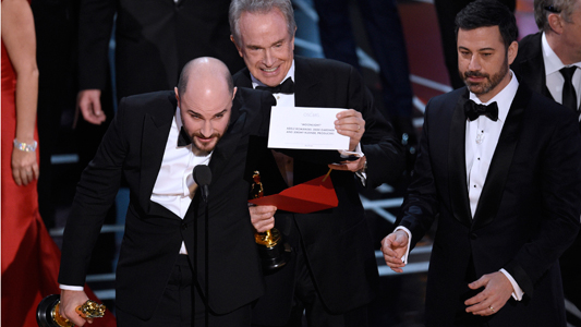 Jordan Horowitz, producer of "La La Land," shows the envelope revealing "Moonlight" as the true winner of best picture at the Oscars.