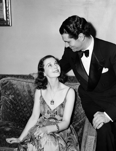 Vivien Leigh with Laurence Olivier at the 1940 banquet.