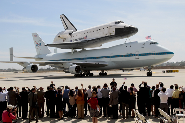 The Endeavour as it arrives at the United hangar at Los Angeles International Airport Friday after it's cross-country trip from Florida.