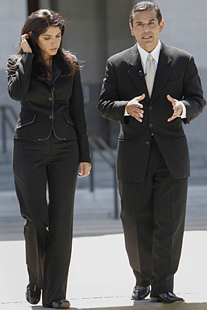 TV journalist Mirthala Salinas, pictured with Mayor Antonio Villaraigosa at the Capitol in Sacramento in June, 2006.