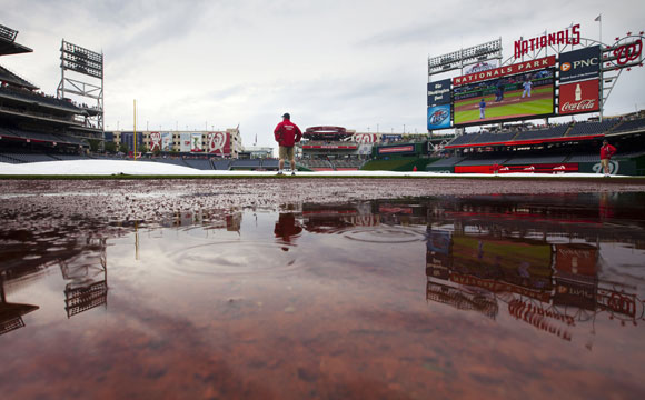 Rain delayed the start of the Dodgers-Nationals game on Wednesday.