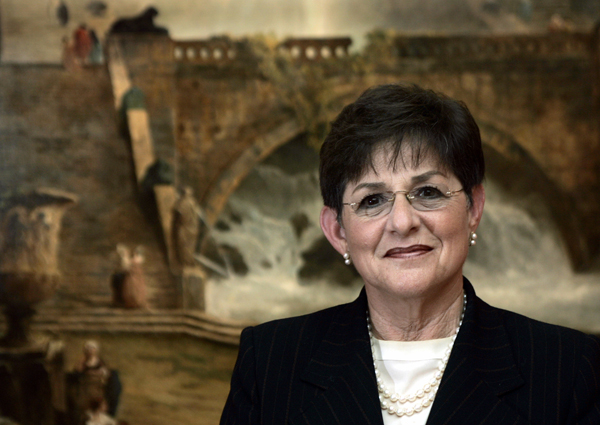 Andrea Rich is resigning after 10 years as president of LACMA.