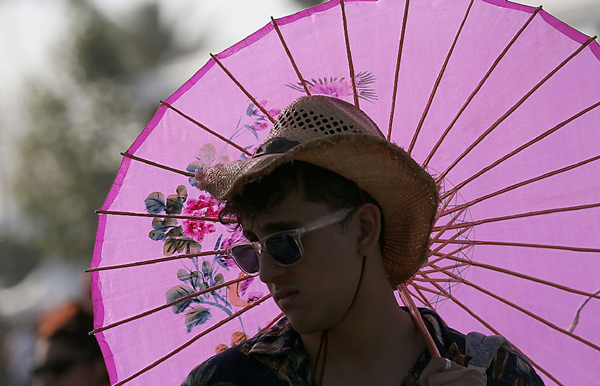 Dressing in layers is a good idea. Having a parasol? Even better.